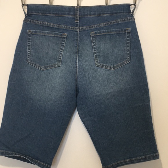 Children’s place Jean shorts- super stretchy! - Picture 3 of 3